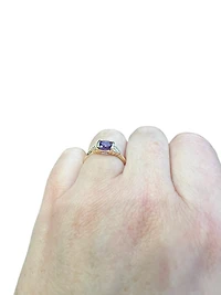 10K Yellow Gold Amethyst and Diamond Ring - 4.5