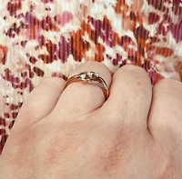 10K White & Rose Gold 0.06cttw Diamond Ring - 4.5