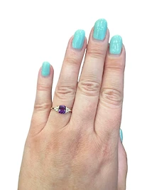10K Yellow Gold Amethyst and Diamond Ring - 4.5