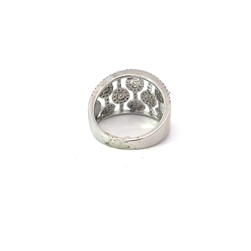 14K White Gold Diamond Ring