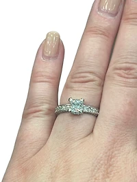 Previously Loved - 2.24cttw Princess Cut Diamond Engagement Ring Set - 4.5