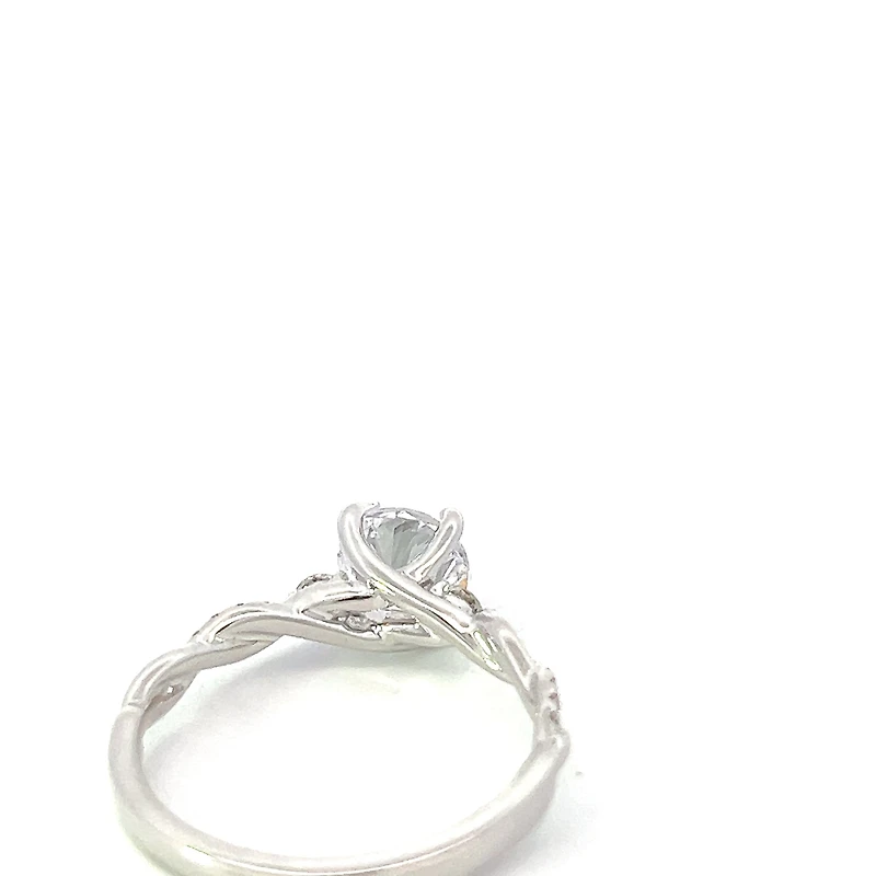 TRACKING - 14K Round Brilliant Cut Diamond Ring