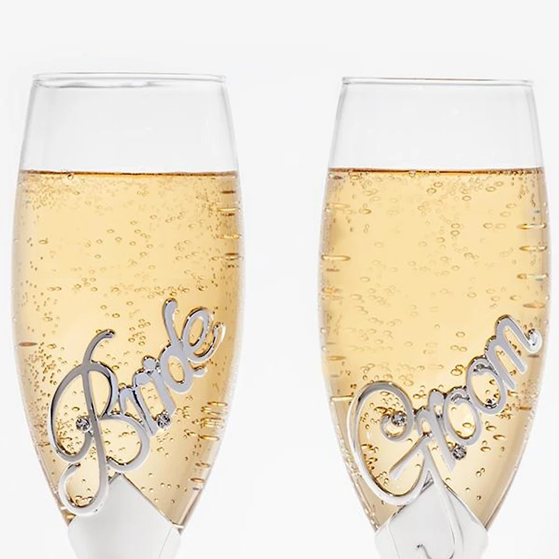 Bride & Groom Toasting Flutes