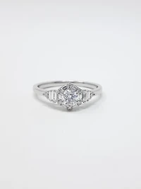 Diamond Engagement Ring - / 4.5