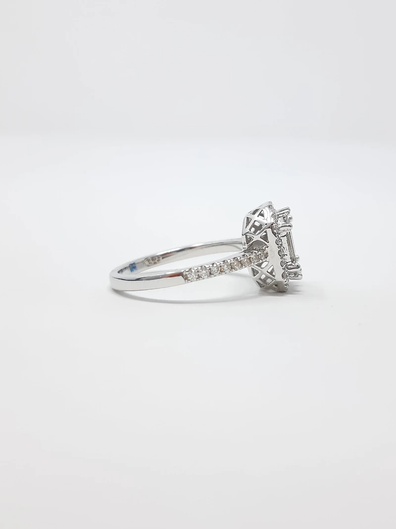 Diamond Engagement Ring