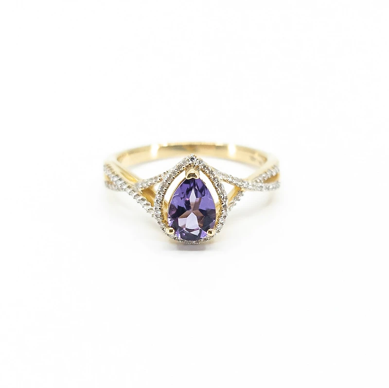 10K Yellow Gold Amethyst & 0.12cttw Diamond Ring- Size 6.5