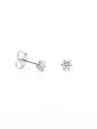 10K White Gold 0.16cttw Round Cut Canadian Diamond Stud Earrings