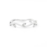 10K White Gold 0.024cttw Round-Cut Diamond Ring, size 6.5