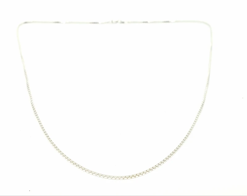 925 Sterling Silver 0.80mm Thick Box Chain - 18 Inches