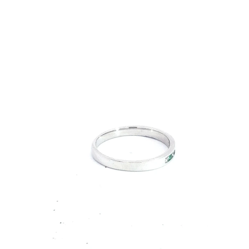14K White Gold Emerald and Diamond Ring - Size 6