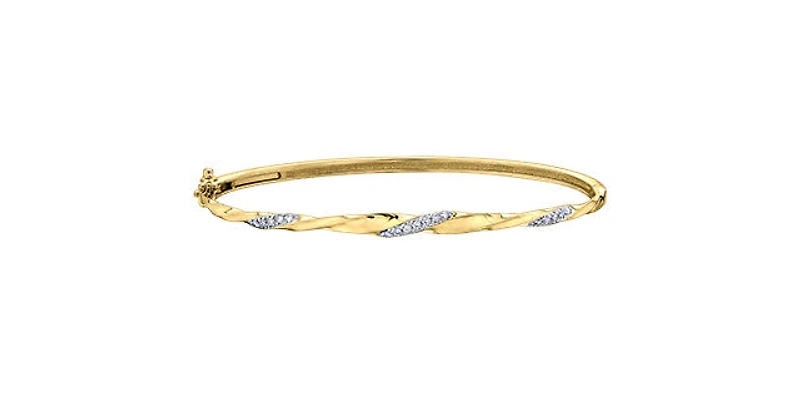 10K Yellow Gold 0.17cttw Diamond Bangle, 7"