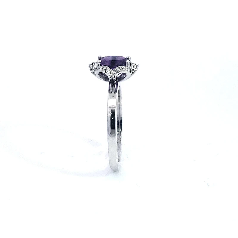 14K White Gold 0.80cttw Amethyst and 0.12cttw Diamond Ring, size 6