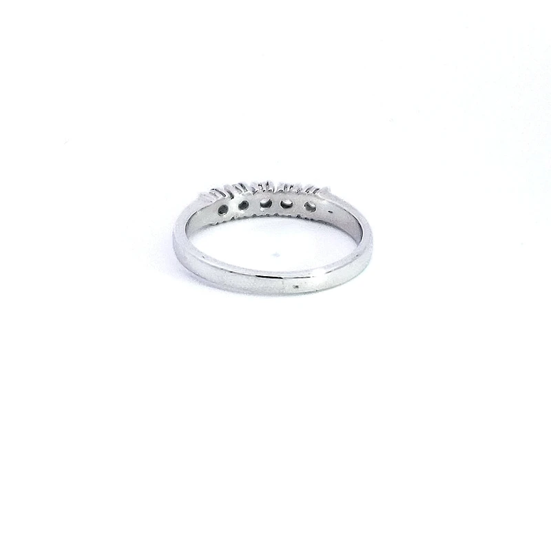 14K White Gold 0.33cttw Diamond Ring, size 6.5