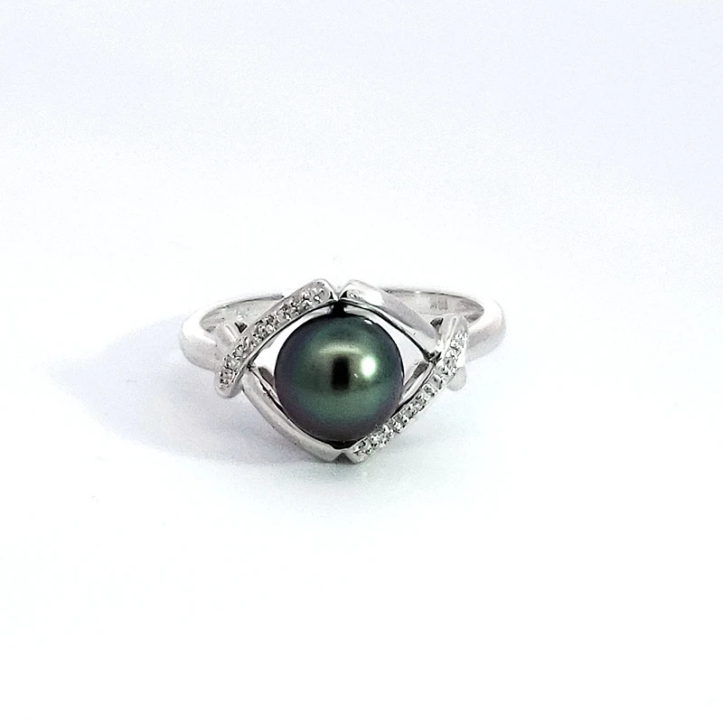 14K White Gold Tahitian Pearl and Diamond Ring - Size 6