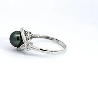 14K White Gold Tahitian Pearl and Diamond Ring - Size 6