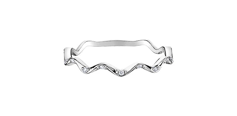 10K White Gold 0.06cttw Diamond Ring, size 6.5