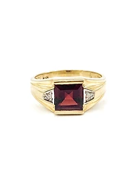 10K Yellow Gold 3.0cttw Genuine Garnet & 0.03cttw Diamond Gents Ring, 10 - /