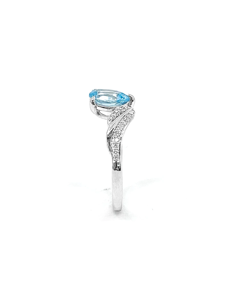10K White Gold 1.40cttw Genuine Blue Topaz and 0.16cttw Diamond Ring - 4.5