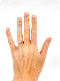 10K White Gold 0.25cttw Round Brilliant Cut Diamond Engagement Ring, size 6.5