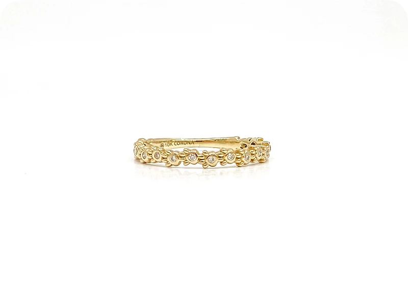 10K Yellow Gold 0.06cttw Round Cut Diamond Ring, size 6.5