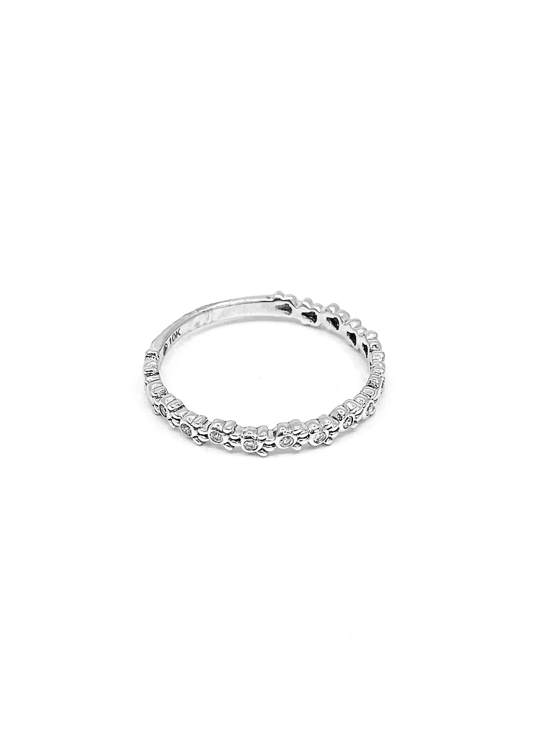 10K White Gold 0.065cttw Diamond Paw Print Ring, size 6.5