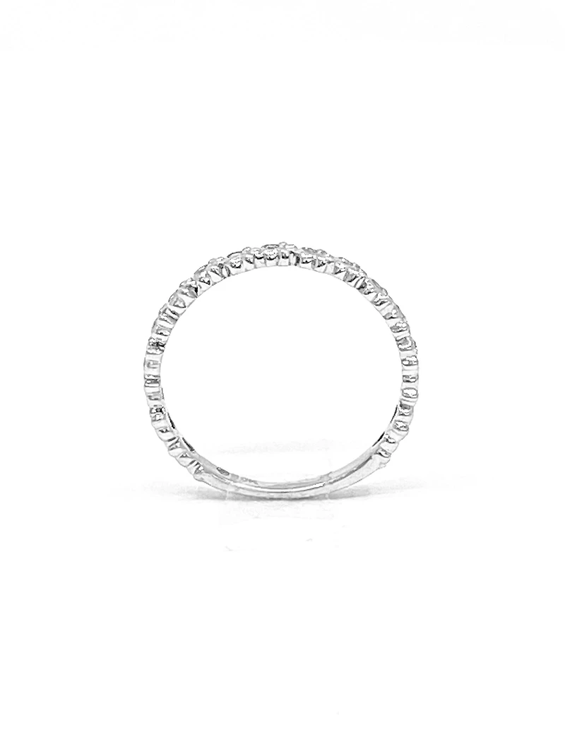 10K White Gold 0.065cttw Diamond Paw Print Ring, size 6.5