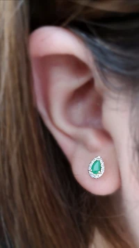 EMERALD EARRINGS