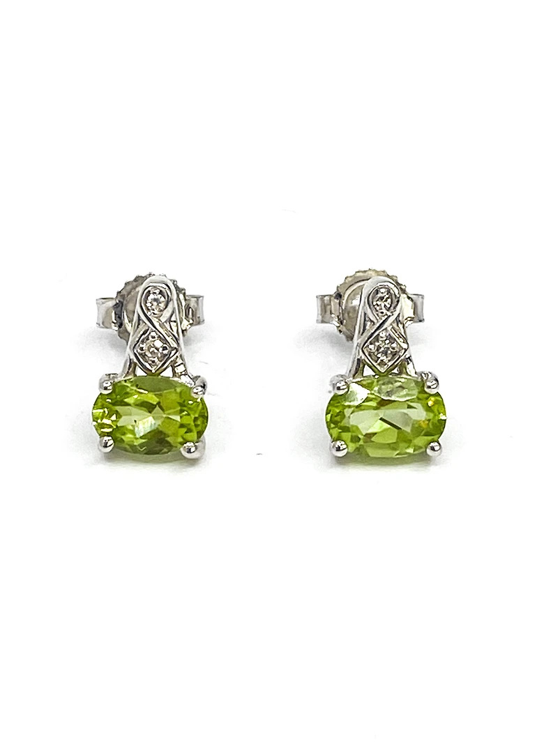 10K White Gold 1.00cttw Genuine Peridot & 0.017cttw Diamond Earrings