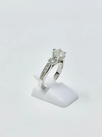 Diamond Engagement Ring - Gold / 4.5