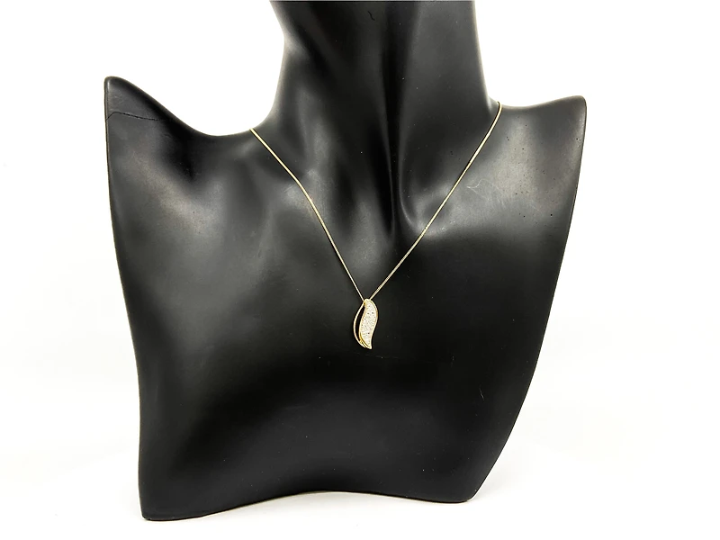 10K Yellow Gold 0.06cttw Diamond Pave Pendant, 18"