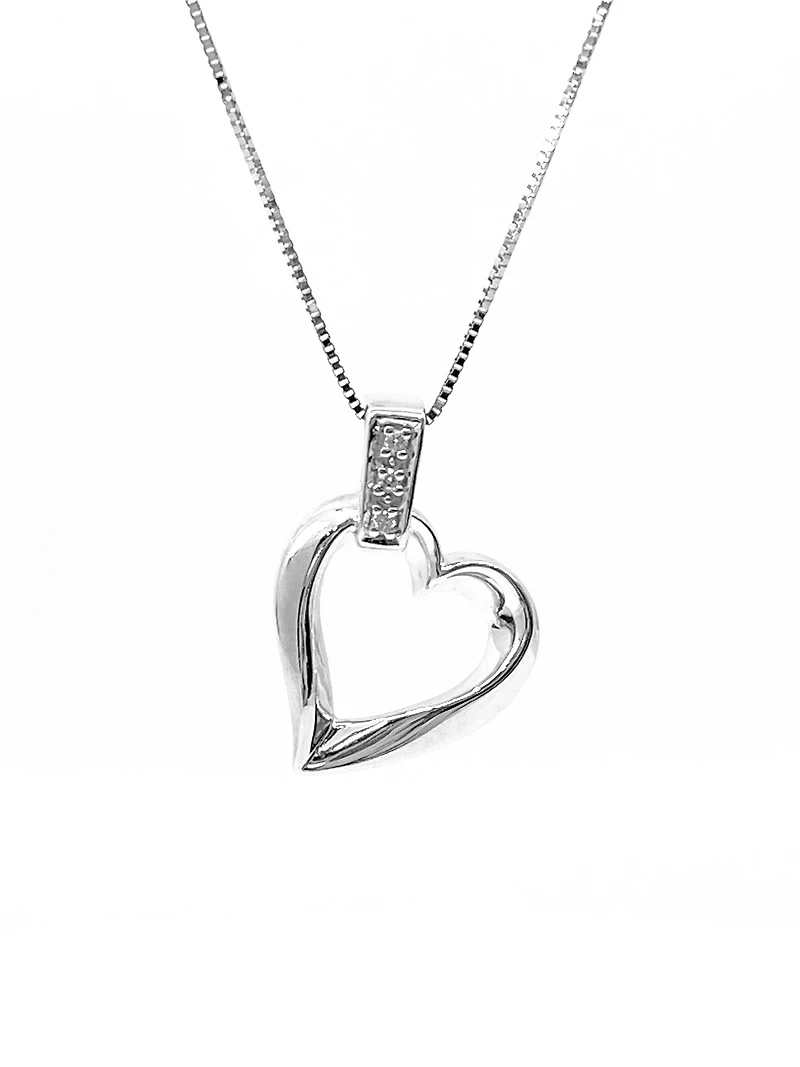 10K White Gold 0.02cttw Diamond Heart Pendant, 18"