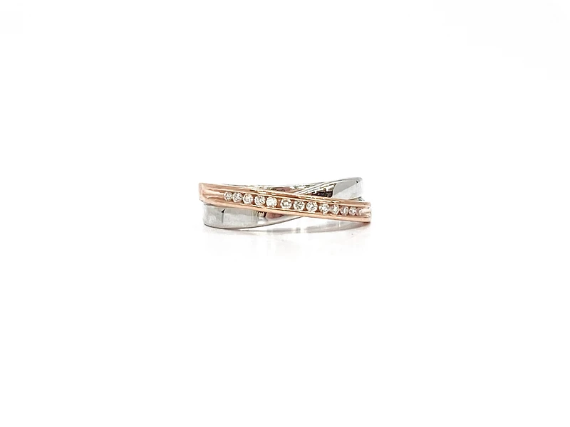 10k White & Rose Gold 0.104cttw Diamond Ring, size 6.5