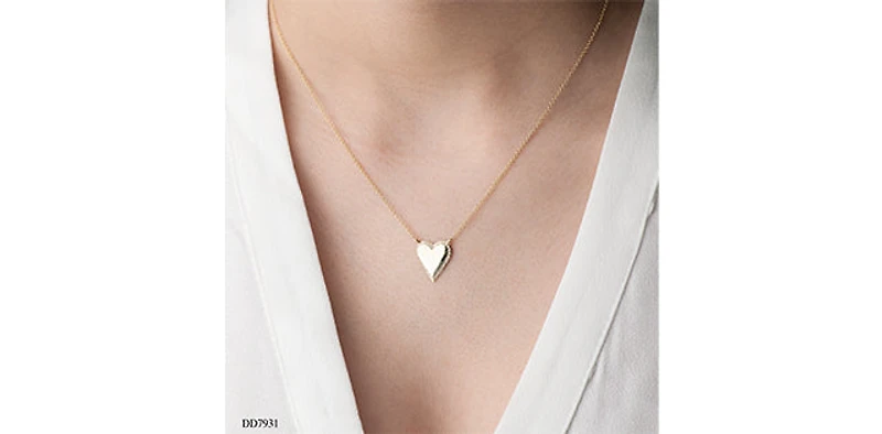 10K Yellow Gold 0.14cttw Diamond Heart Pendant, 18"
