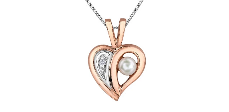 Rose Gold Pearl Necklace