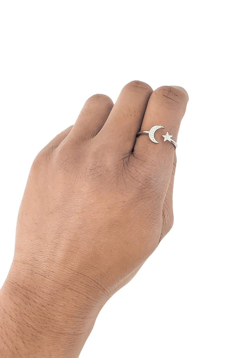 14K White Gold 0.05cttw Diamond Moon & Star Ring, size 6.5