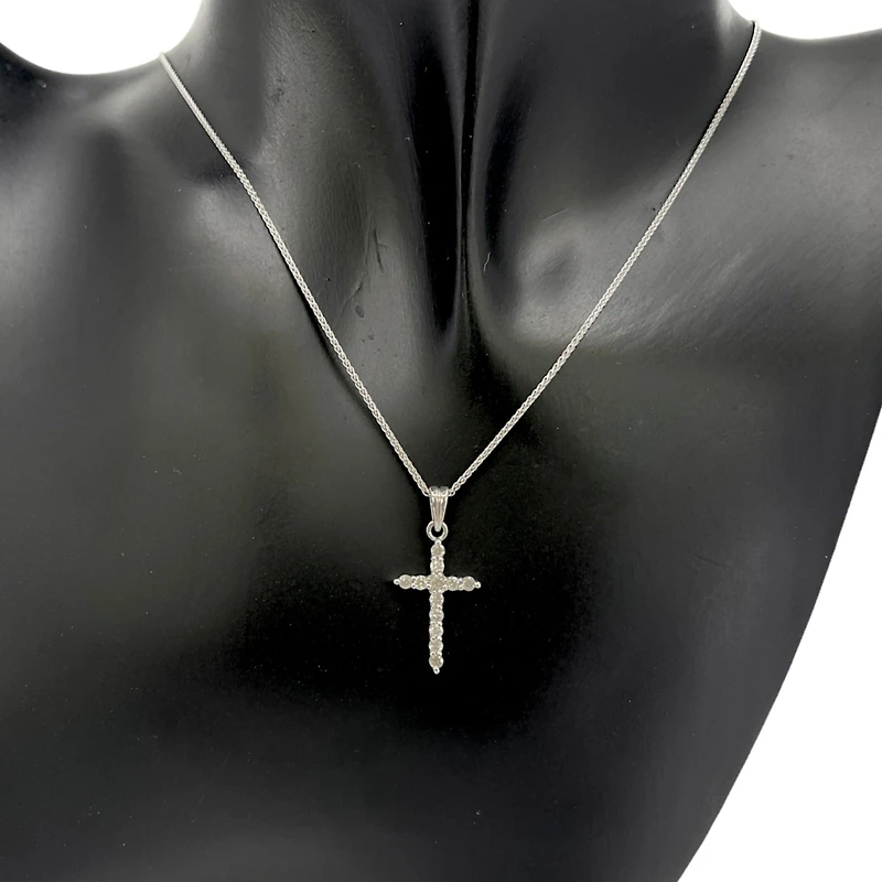 14K White Gold 0.58cttw Diamond Cross Pendant, 18"