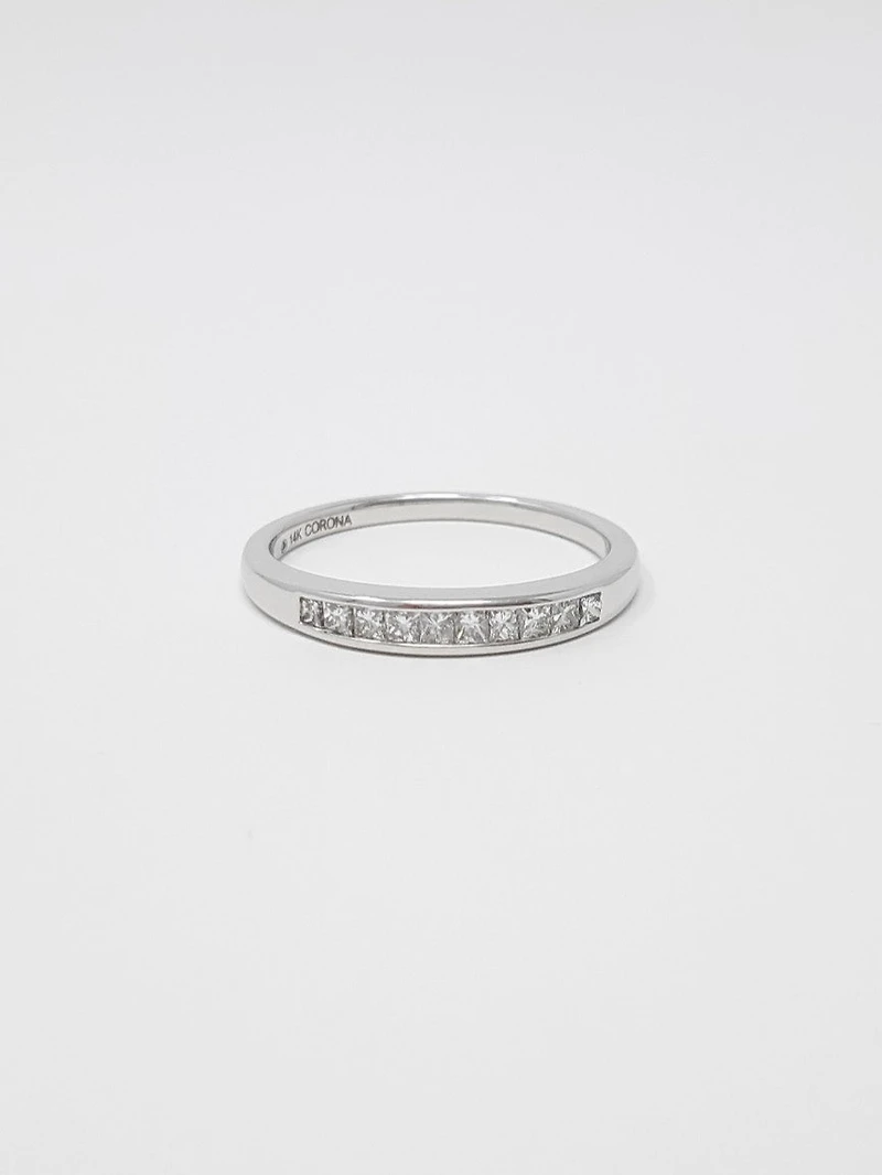 14K White Gold 0.25cttw Princess Cut Diamond Ring - /