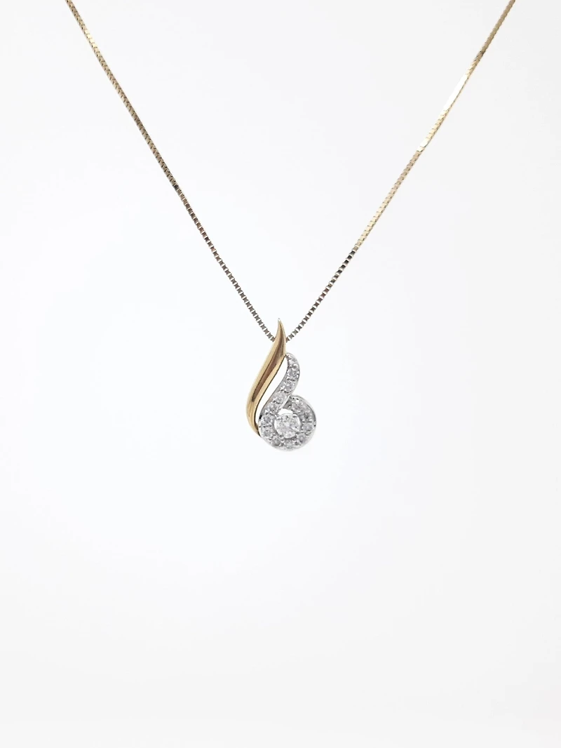 10K Yellow Gold 0.17ttw Canadian Diamond Halo Necklace, 18"