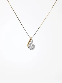 10K Yellow Gold 0.17ttw Canadian Diamond Halo Necklace, 18"