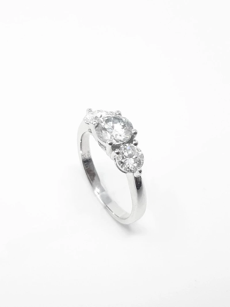 Moissanite Engagement Ring 