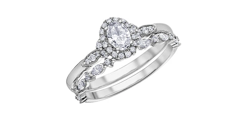 14K White Gold 0.44cttw Oval Diamond Halo Engagement Ring, Size 6.5