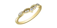 10K Yellow Gold 0.11cttw Round Brilliant Cut Diamond Ring, Size 6.5