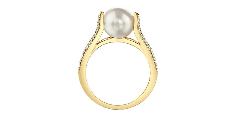10K Yellow Gold Cultured Pearl and Diamond Ring, Size 6