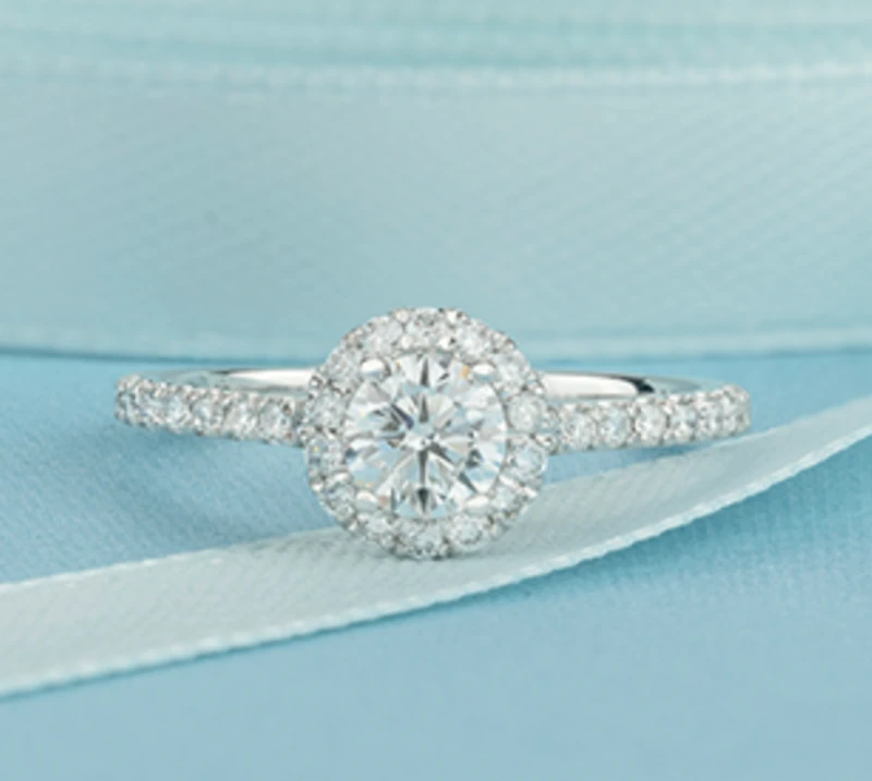 14K Lab Grown Round Brilliant Halo Style Diamond Ring - Gold / Carat Total
