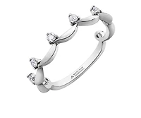 14K White Gold 0.15cttw Scalloped Canadian Diamond Band, 6.5