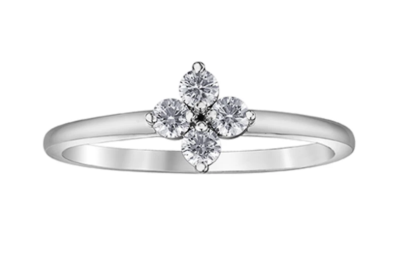 14K White Gold 0.25cttw Canadian Diamond Ring, 6.5