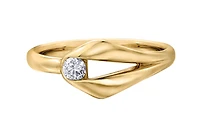 14K Yellow Gold 0.12cttw Canadian Diamond Ring - /