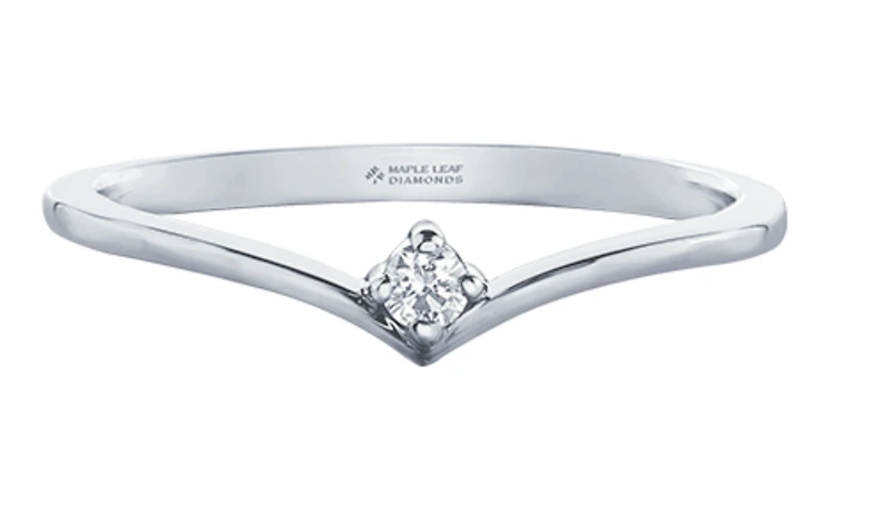 14K Yellow Gold 0.04cttw Canadian Diamond Ring, 6.5