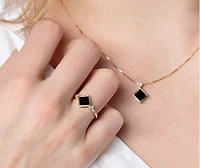 10K Yellow Gold 6mm Onyx & 0.04cttw Canadian Diamond Pendant