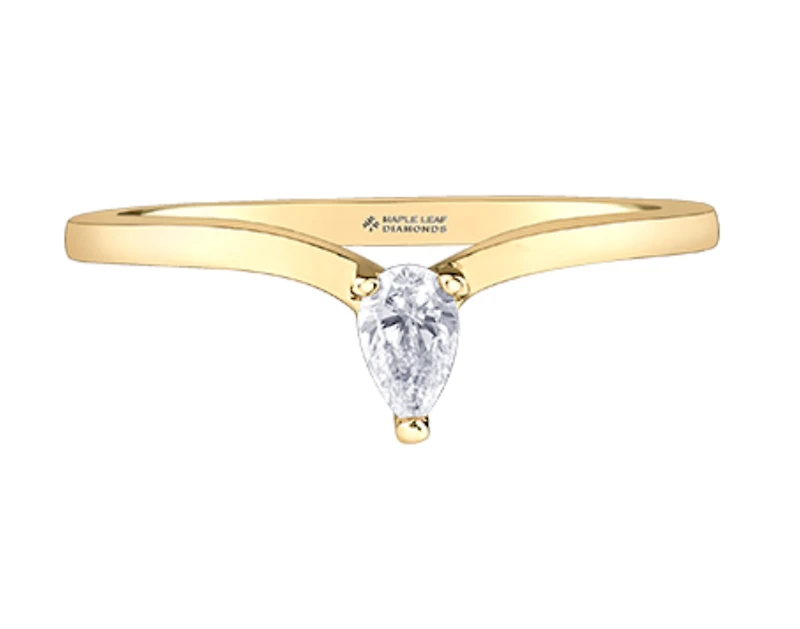 14K Yellow Gold 0.12cttw Diamond Pear Shape Canadian Ring - /